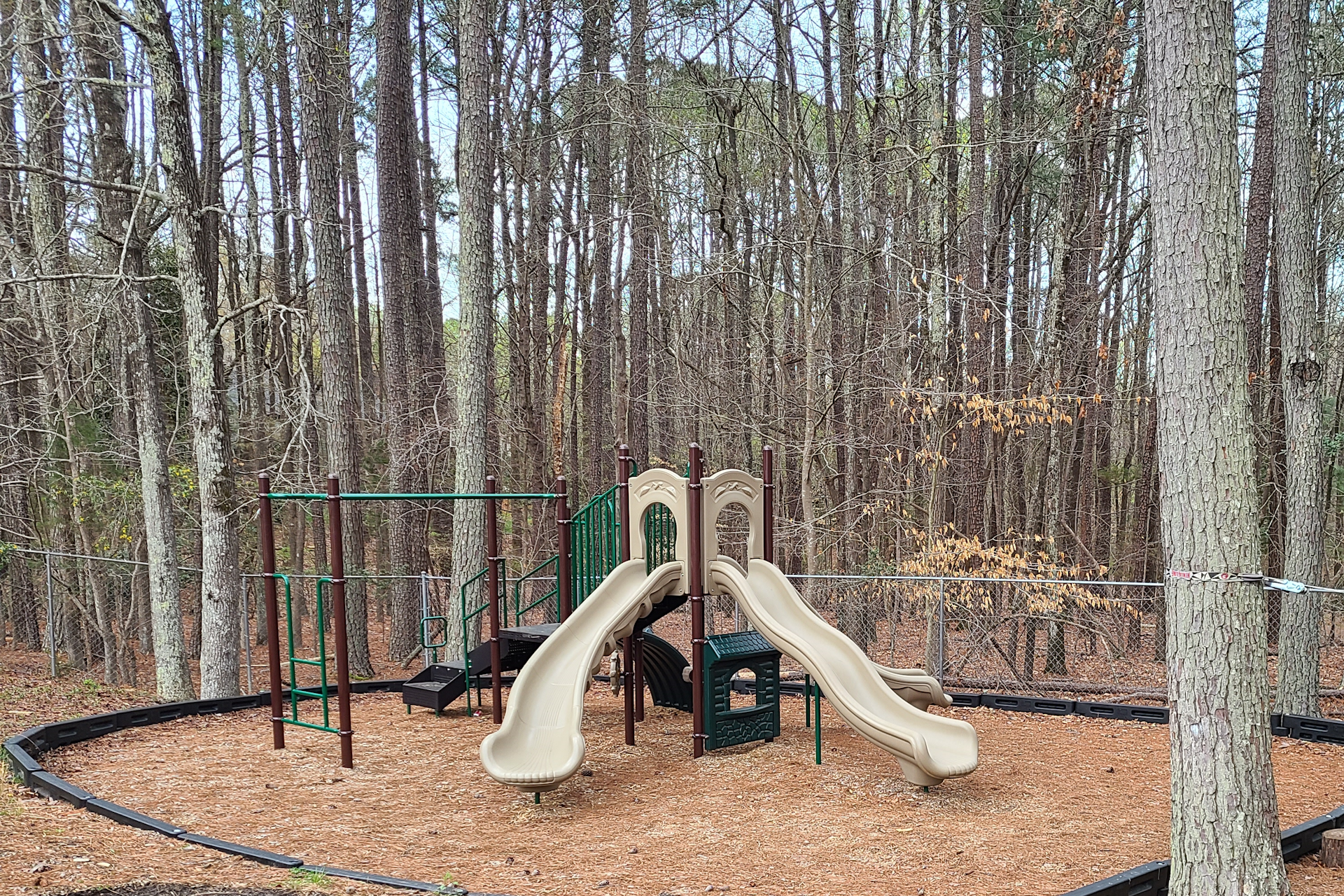 Playground2_1920x1280